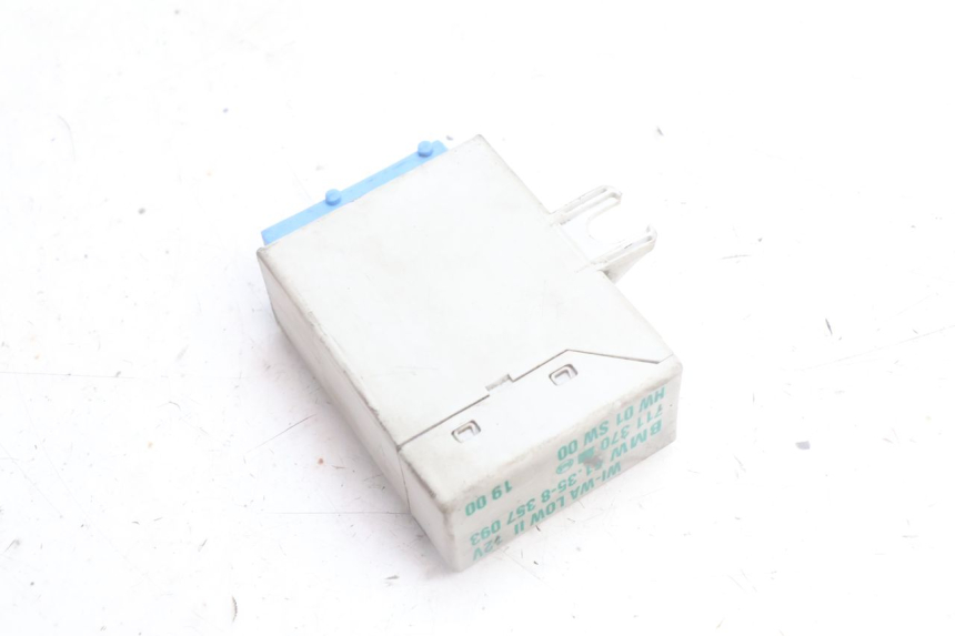 photo de ELEKTRISCH RELAIS BMW C1 125 (2000 - 2003) - Detail van het onderdeel