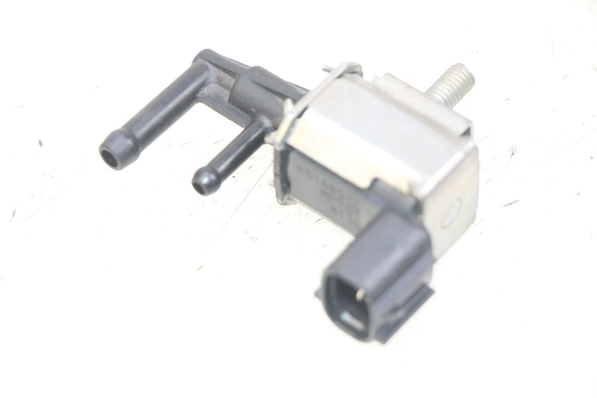 photo de ELEKTRISCH RELAIS HONDA CB R 1000 (2018 - 2023) - Detail van het onderdeel