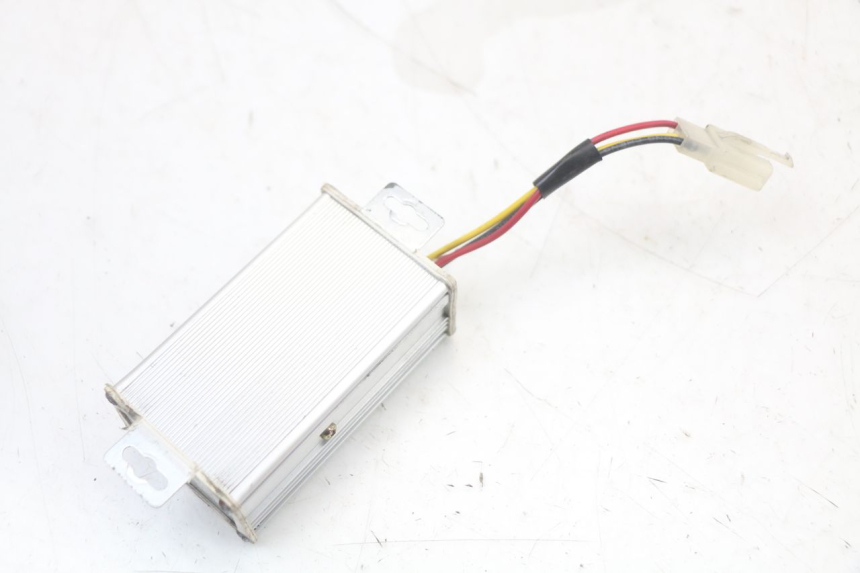 photo de ELEKTRISCH RELAIS EBROH BRAVO GLE 1 (2020 - 2024) - Technische close-up