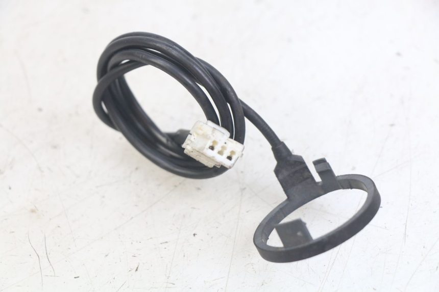 photo de ELEKTRISCH RELAIS PEUGEOT ELYSEO 125 (1999 - 2004) - Detail van het onderdeel