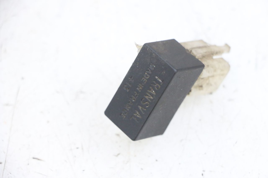 photo de ELEKTRISCH RELAIS PEUGEOT ELYSEO 125 (1999 - 2004) - Hoofdaanzicht