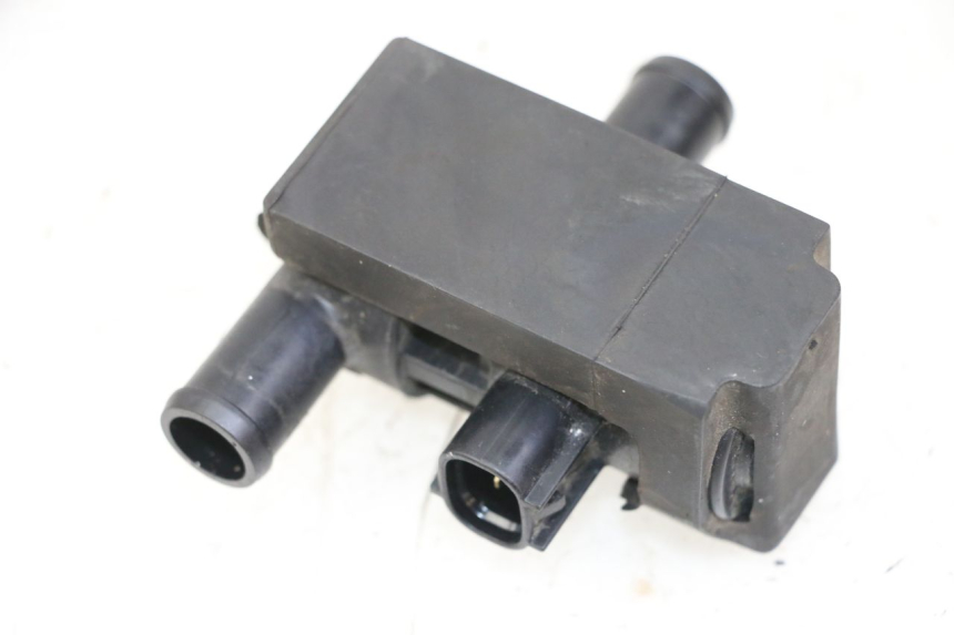 photo de ELEKTRISCH RELAIS KAWASAKI ER-6 ER6 N 650 (2012 - 2016) - Zoom op gebruiksstaat