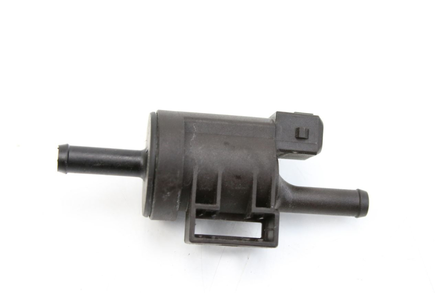 photo de ELEKTRISCH RELAIS BMW F GS K81 850 (2018 - 2023) - Zoom op gebruiksstaat