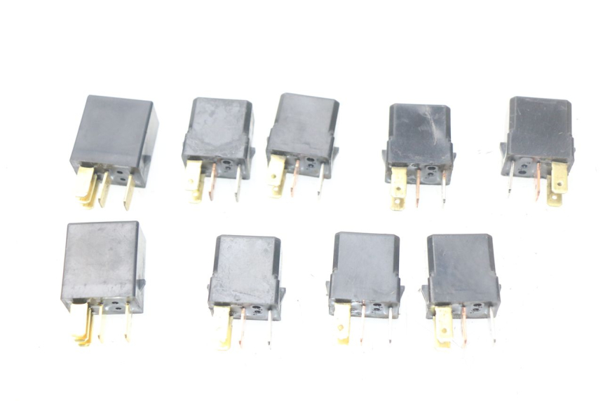 photo de ELEKTRISCH RELAIS YAMAHA FJR ABS 1300 (2006 - 2012) - Hoofdaanzicht