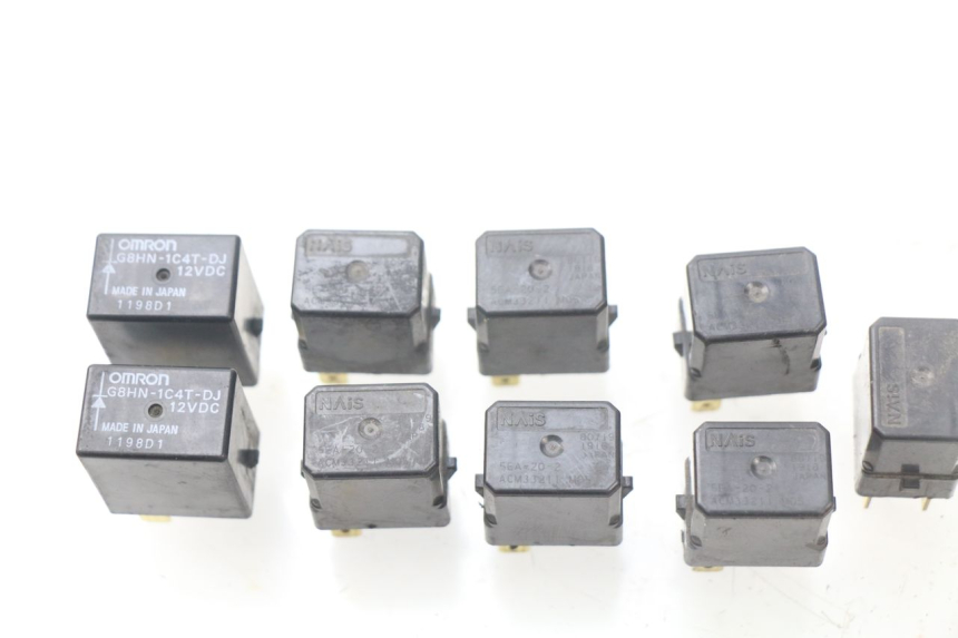 photo de ELEKTRISCH RELAIS YAMAHA FJR ABS 1300 (2006 - 2012) - Zoom op gebruiksstaat