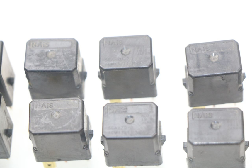 photo de ELEKTRISCH RELAIS YAMAHA FJR ABS 1300 (2006 - 2012) - Andere kijkhoek