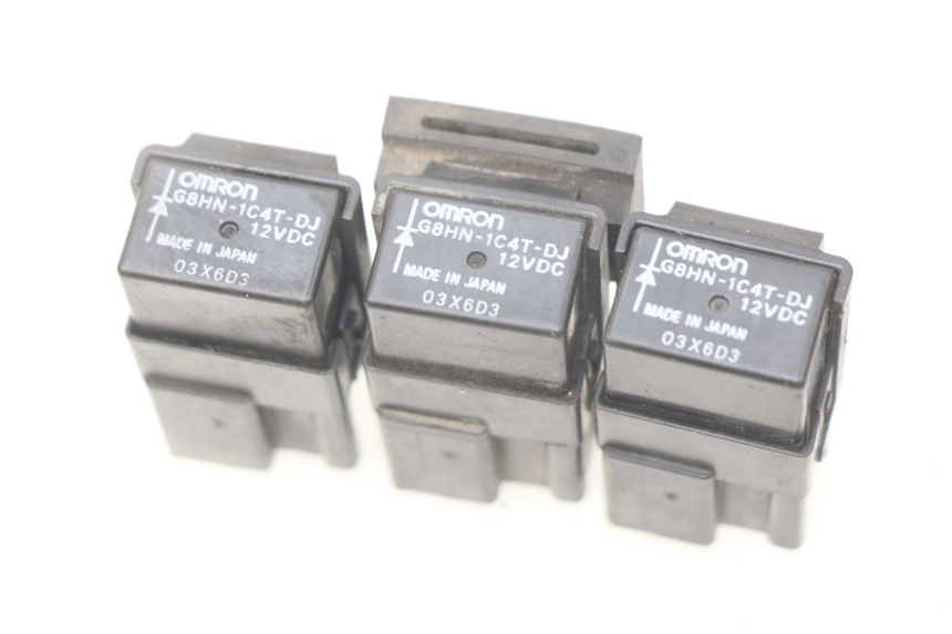 photo de ELEKTRISCH RELAIS YAMAHA FJR ABS 1300 (2016 - 2020) - Detail van het onderdeel