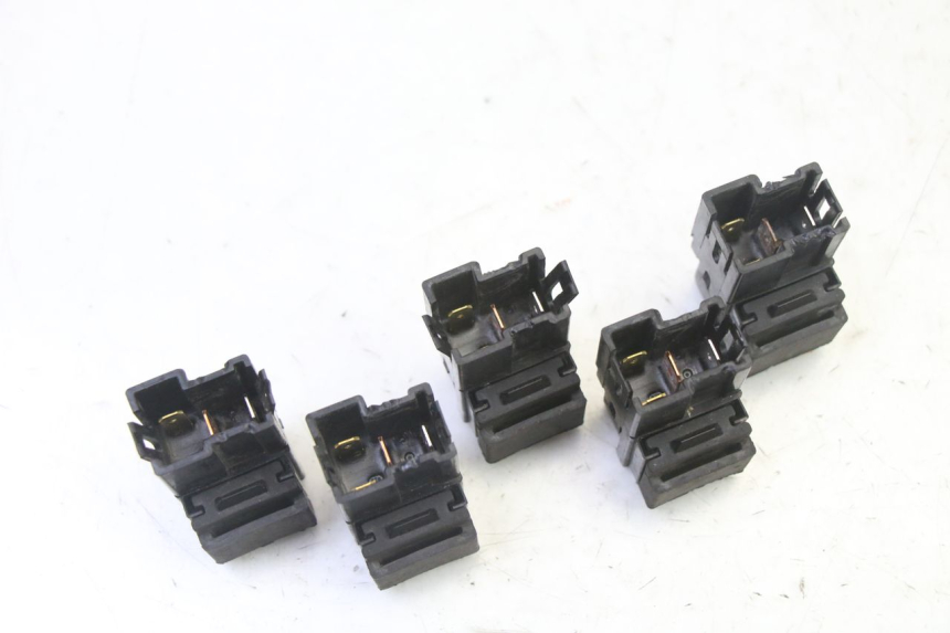 photo de ELEKTRISCH RELAIS YAMAHA FJR ABS 1300 (2006 - 2012) - Detail van het onderdeel
