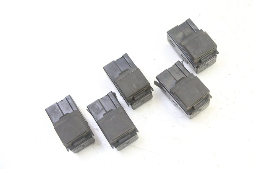 photo de ELEKTRISCH RELAIS YAMAHA FJR ABS 1300 (2006 - 2012) - Zoom op gebruiksstaat