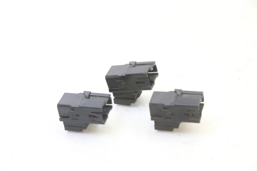 photo de ELEKTRISCH RELAIS YAMAHA FJR ABS 1300 (2006 - 2012) - Detail van het onderdeel