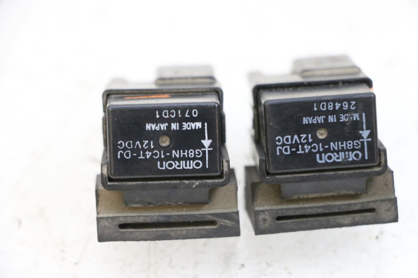 photo de ELEKTRISCH RELAIS YAMAHA FJR ABS 1300 (2006 - 2012) - Gecontroleerd onderdeel