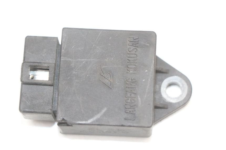 photo de ELEKTRISCH RELAIS PIAGGIO FLY 2T 50 (2004 - 2017) - Hoofdaanzicht