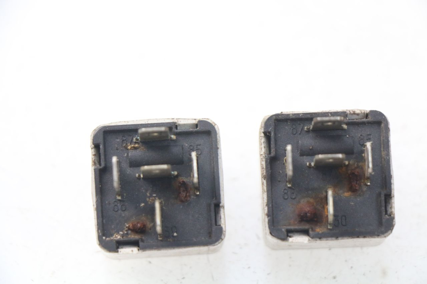 photo de ELEKTRISCH RELAIS PIAGGIO FLY IE 125 (2012 - 2017) - Detail van het onderdeel