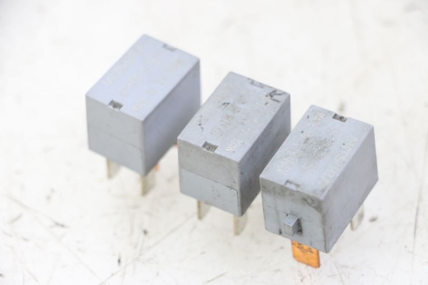 photo de ELEKTRISCH RELAIS HONDA FORZA ABS 300 (2013 - 2017) - Hoofdaanzicht