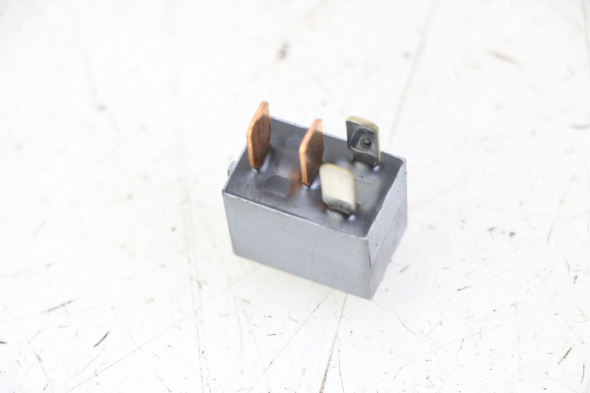 photo de ELEKTRISCH RELAIS HONDA FORZA 125 (2021 - 2025) - Hoofdaanzicht