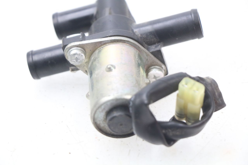 photo de ELEKTRISCH RELAIS YAMAHA FZ8 800 (2010 - 2016) - Detail van het onderdeel