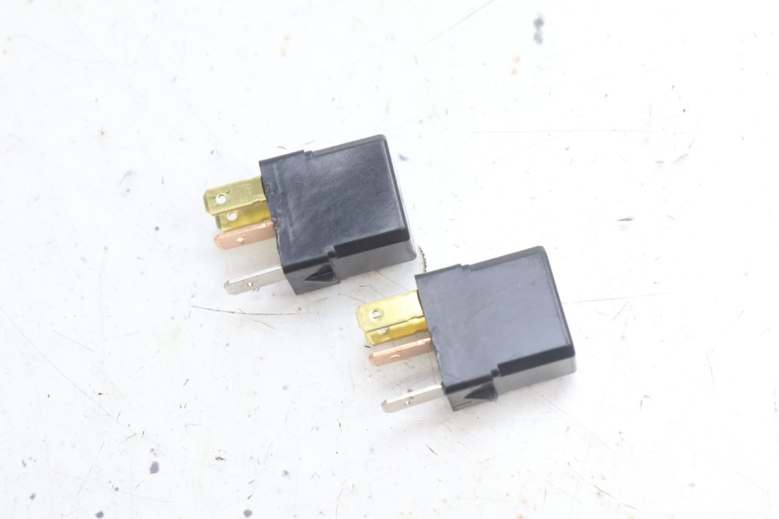 photo de ELEKTRISCH RELAIS YAMAHA FZ8 800 (2010 - 2016) - Hoofdaanzicht
