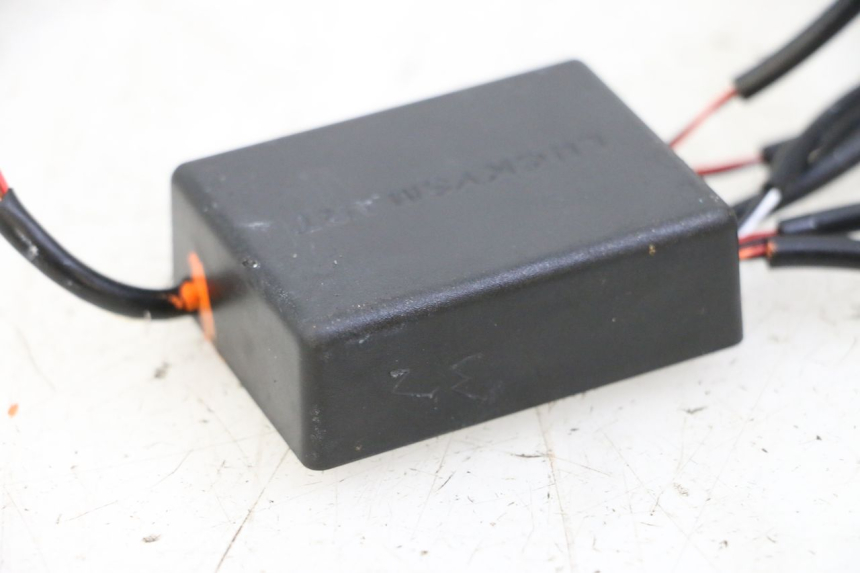 photo de ELEKTRISCH RELAIS KUKIRIN G2 MASTER 1 - Detail van het onderdeel