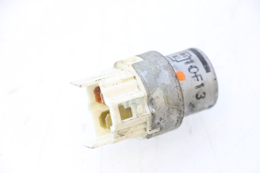 photo de ELEKTRISCH RELAIS KAWASAKI GPX F ZX750F 750 (1986 - 1990) - Hoofdaanzicht