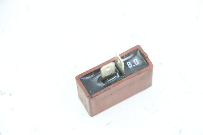 photo de ELEKTRISCH RELAIS KAWASAKI GPX R WARBIRD 600 (1988 - 1993) - Zoom op gebruiksstaat