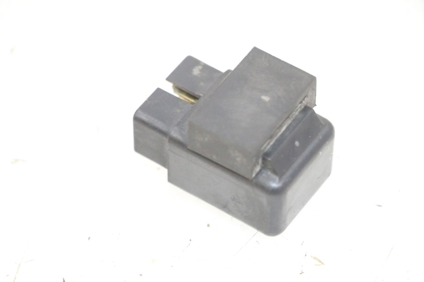 photo de ELEKTRISCH RELAIS KAWASAKI GPX R WARBIRD 600 (1988 - 1993) - Detail van het onderdeel