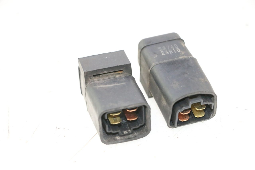 photo de ELEKTRISCH RELAIS SUZUKI GSR 600 (2005 - 2012) - Detail van het onderdeel