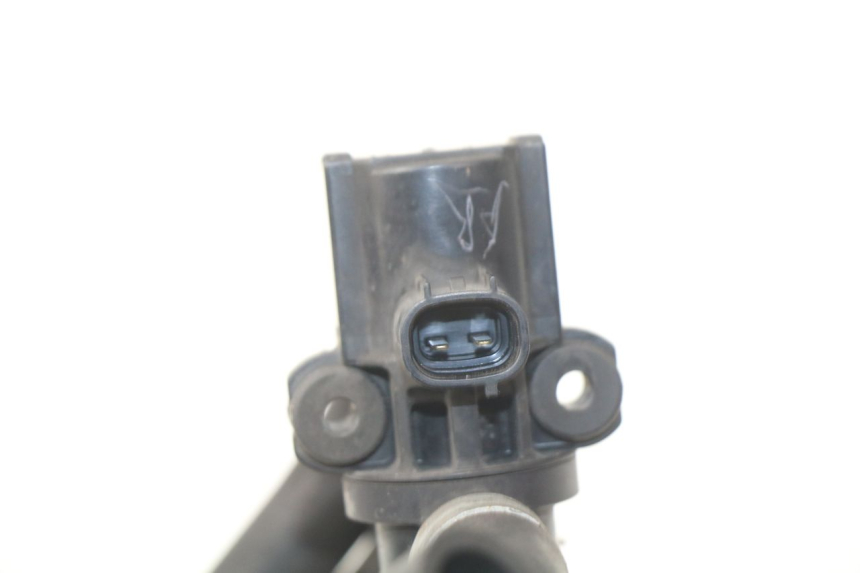 photo de ELEKTRISCH RELAIS SUZUKI GSX-R GSXR 750 (2011 - 2016) - Zoom op gebruiksstaat