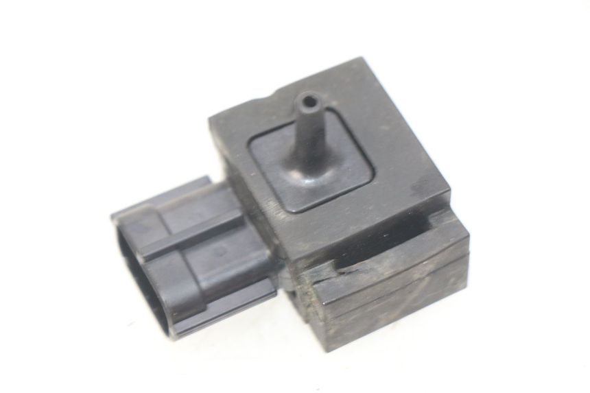 photo de ELEKTRISCH RELAIS SUZUKI GSX-R GSXR 750 (2011 - 2016) - Hoofdaanzicht