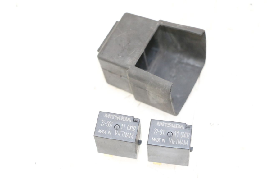 photo de ELEKTRISCH RELAIS HONDA FORZA 125 (2021 - 2025) - Hoofdaanzicht