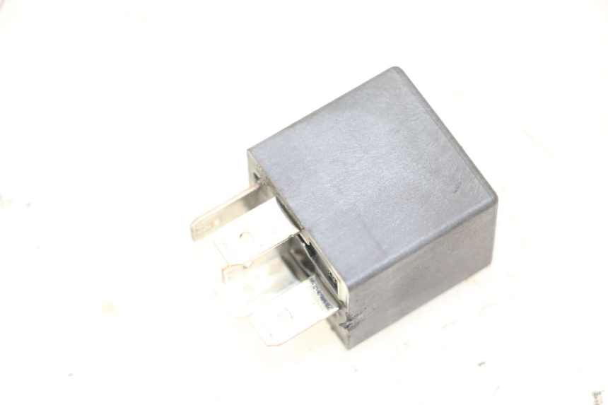 photo de ELEKTRISCH RELAIS HONDA FORZA 125 (2021 - 2025) - Detail van het onderdeel