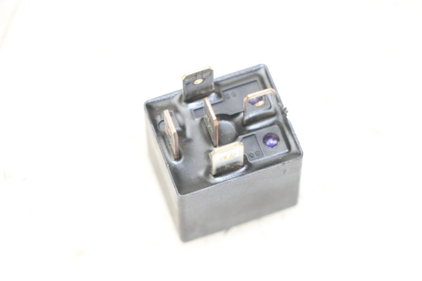 photo de ELEKTRISCH RELAIS HONDA FORZA 125 (2021 - 2025) - Zoom op gebruiksstaat