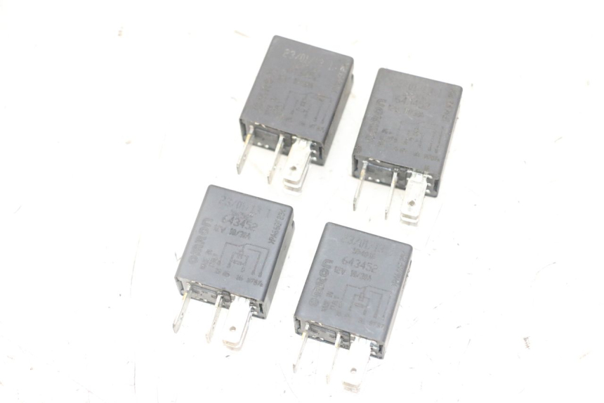 photo de ELEKTRISCH RELAIS PIAGGIO IE MP3 YOURBAN 300 (2011 - 2016) - Hoofdaanzicht