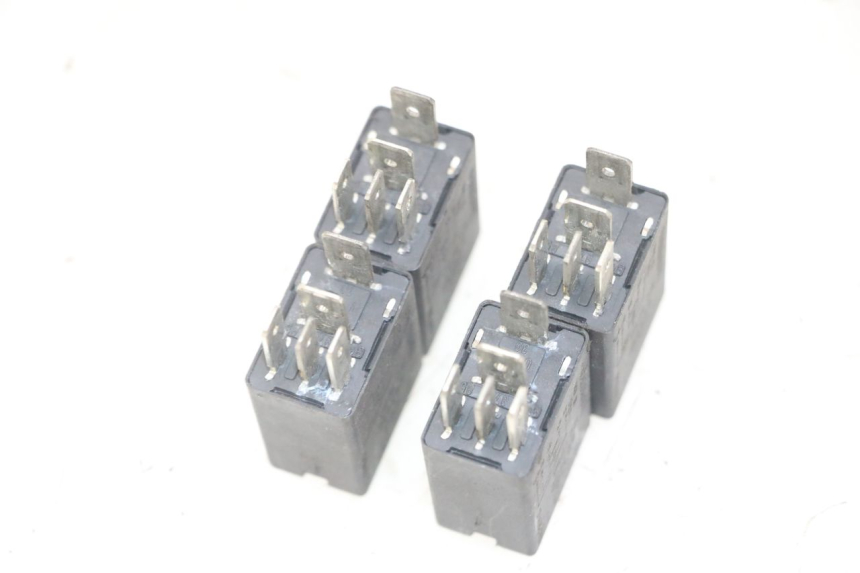 photo de ELEKTRISCH RELAIS PIAGGIO IE MP3 YOURBAN 300 (2011 - 2016) - Zoom op gebruiksstaat