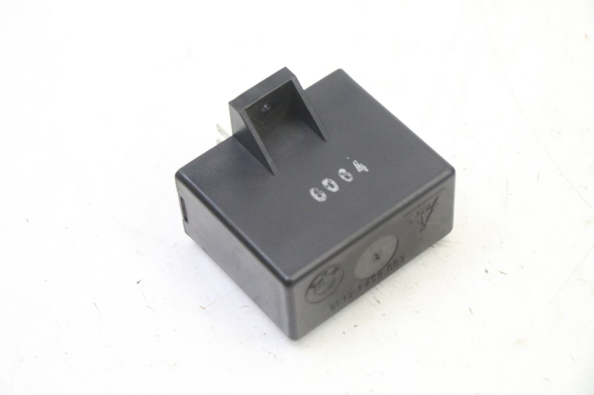 photo de ELEKTRISCH RELAIS BMW K 75 RT 750 (1989 - 1997) - Andere kijkhoek