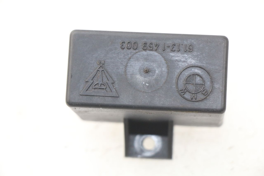 photo de ELEKTRISCH RELAIS BMW K100 1000 (1982 - 1990) - Zoom op gebruiksstaat