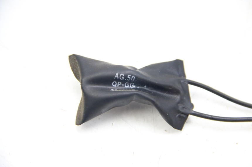 photo de ELEKTRISCH RELAIS PEUGEOT KISBEE 4T 50 (2010 - 2017) - Detail van het onderdeel