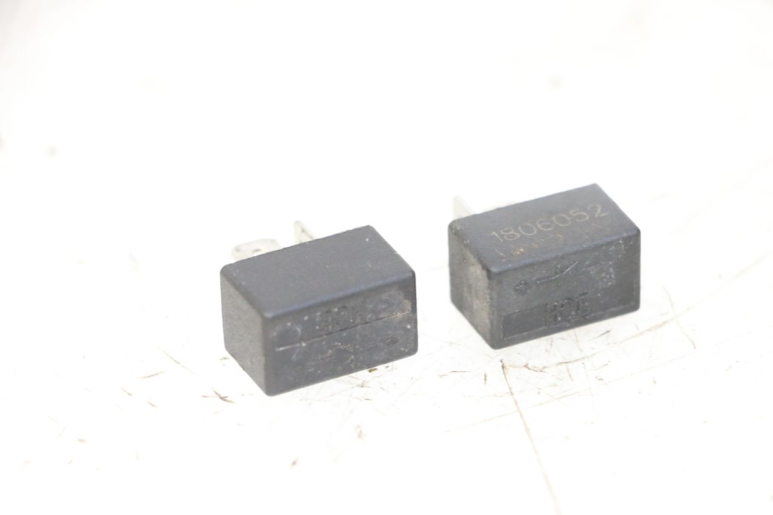 photo de ELEKTRISCH RELAIS PEUGEOT KISBEE 4T 50 (2018 - 2022) - Hoofdaanzicht