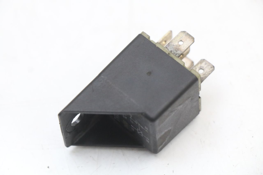 photo de ELEKTRISCH RELAIS RENAULT KOURANOS 125 (2001 - 2004) - Detail van het onderdeel