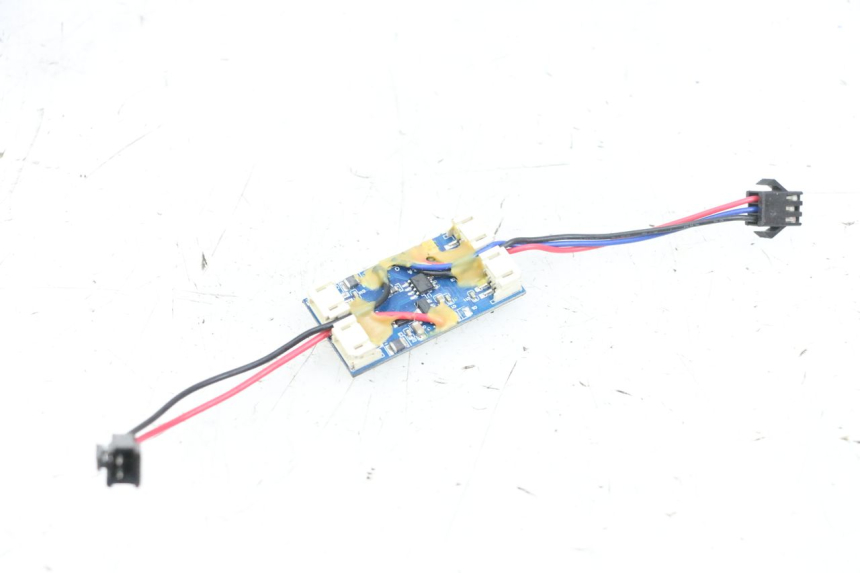 photo de ELEKTRISCH RELAIS DUALTRON MINI SPECIAL 1 - Zoom op gebruiksstaat