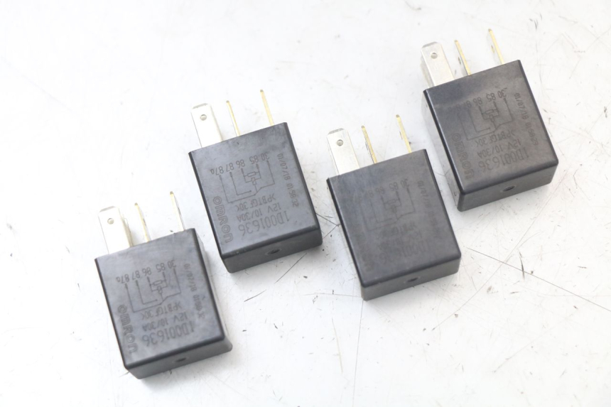 photo de ELEKTRISCH RELAIS PIAGGIO MP3 HPE 350 (2018 - 2020) - Zoom op gebruiksstaat