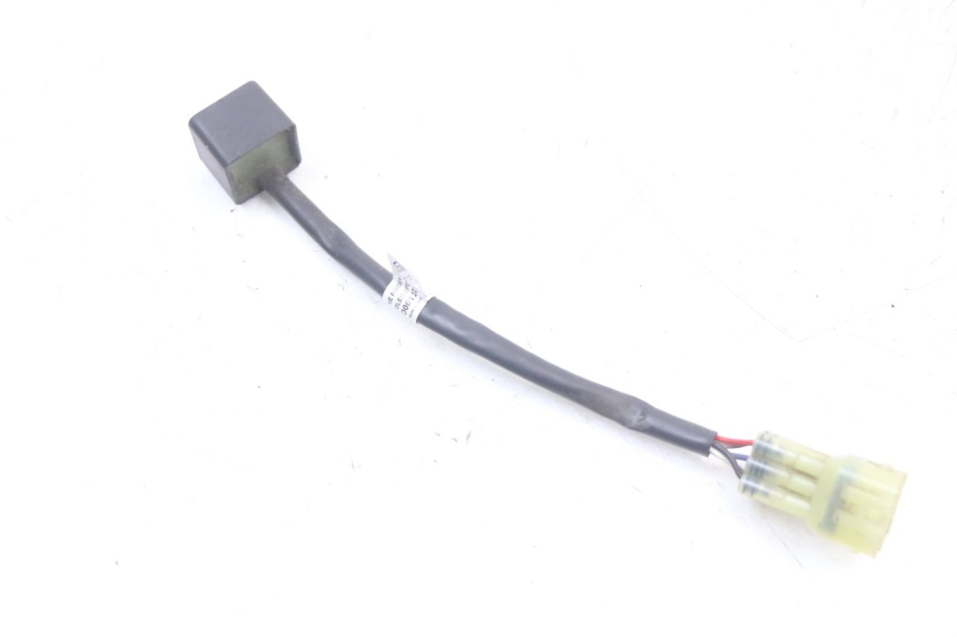 photo de ELEKTRISCH RELAIS PIAGGIO MP3 HPE 350 (2018 - 2020) - Bevestigingspunten