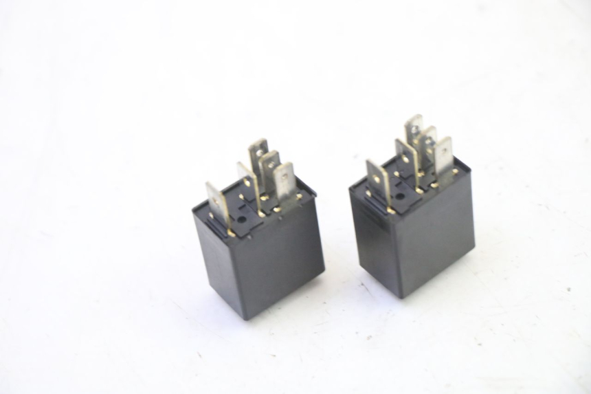 photo de ELEKTRISCH RELAIS PIAGGIO MP3 HPE 310 (2024 - 2025) - Detail van het onderdeel