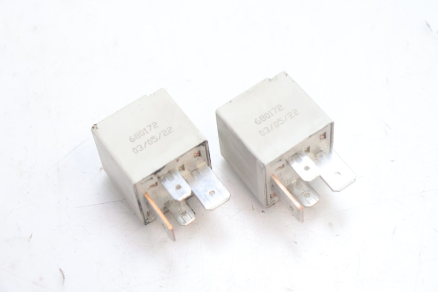 photo de ELEKTRISCH RELAIS PIAGGIO MP3 HPE 530 (2022 - 2026) - Hoofdaanzicht