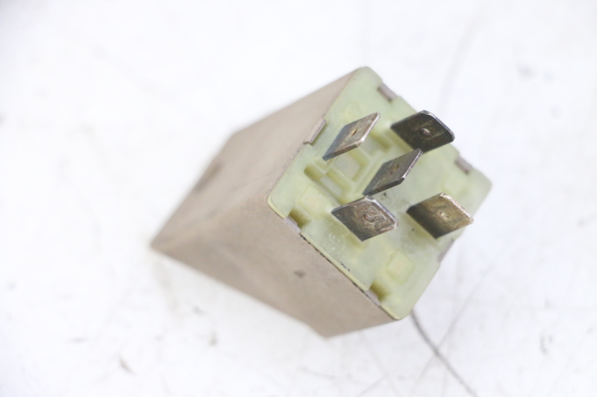 photo de ELEKTRISCH RELAIS PIAGGIO MP3 LT 400 (2007 - 2012) - Zoom op gebruiksstaat