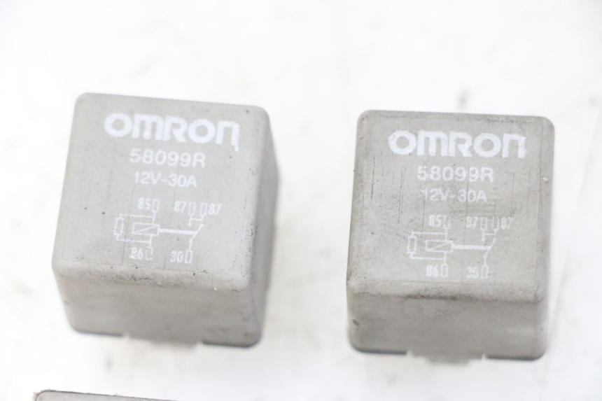 photo de ELEKTRISCH RELAIS PIAGGIO MP3 LT 300 (2010 - 2016) - Technische close-up