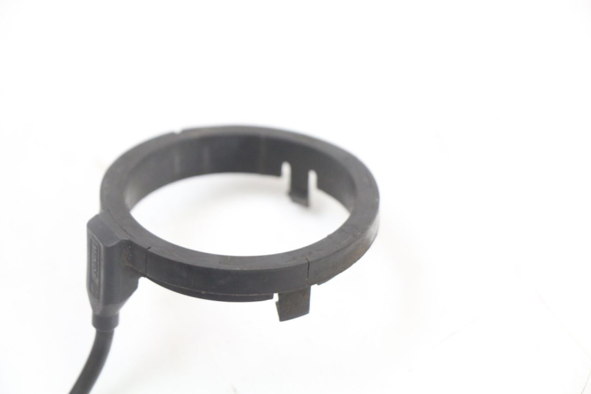 photo de ELEKTRISCH RELAIS PIAGGIO MP3 125 (2006 - 2014) - Zoom op gebruiksstaat