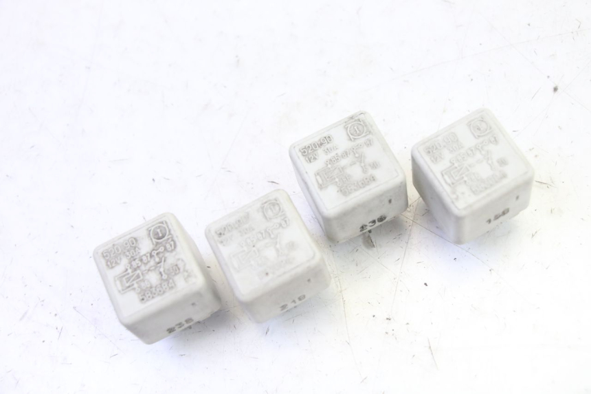 photo de ELEKTRISCH RELAIS PIAGGIO MP3 RL 250 (2006 - 2010) - Detail van het onderdeel