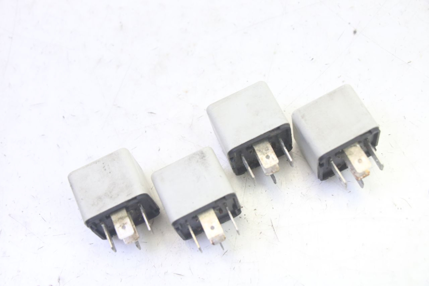 photo de ELEKTRISCH RELAIS PIAGGIO MP3 RL 250 (2006 - 2010) - Zoom op gebruiksstaat