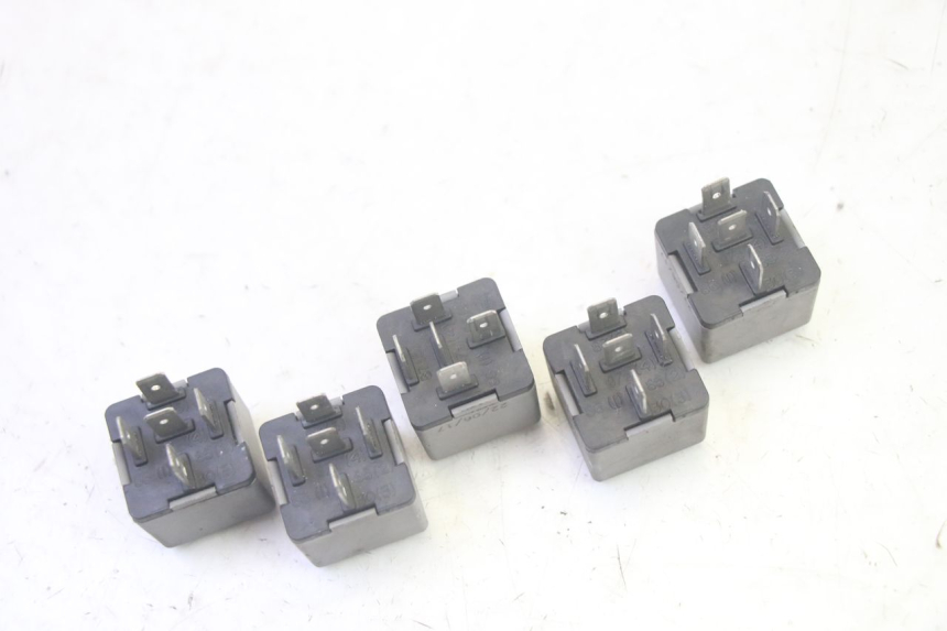 photo de ELEKTRISCH RELAIS PIAGGIO MP3 500 (2016 - 2018) - Zoom op gebruiksstaat