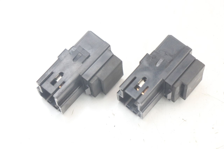 photo de ELEKTRISCH RELAIS YAMAHA MT-07 MT07 ABS 700 (2014 - 2017) - Detail van het onderdeel